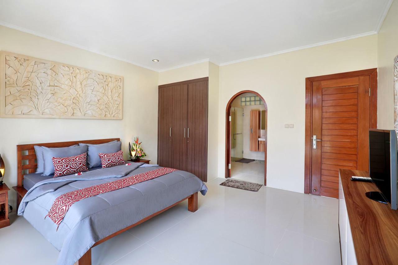 Villa Nova Legian Eksteriør bilde