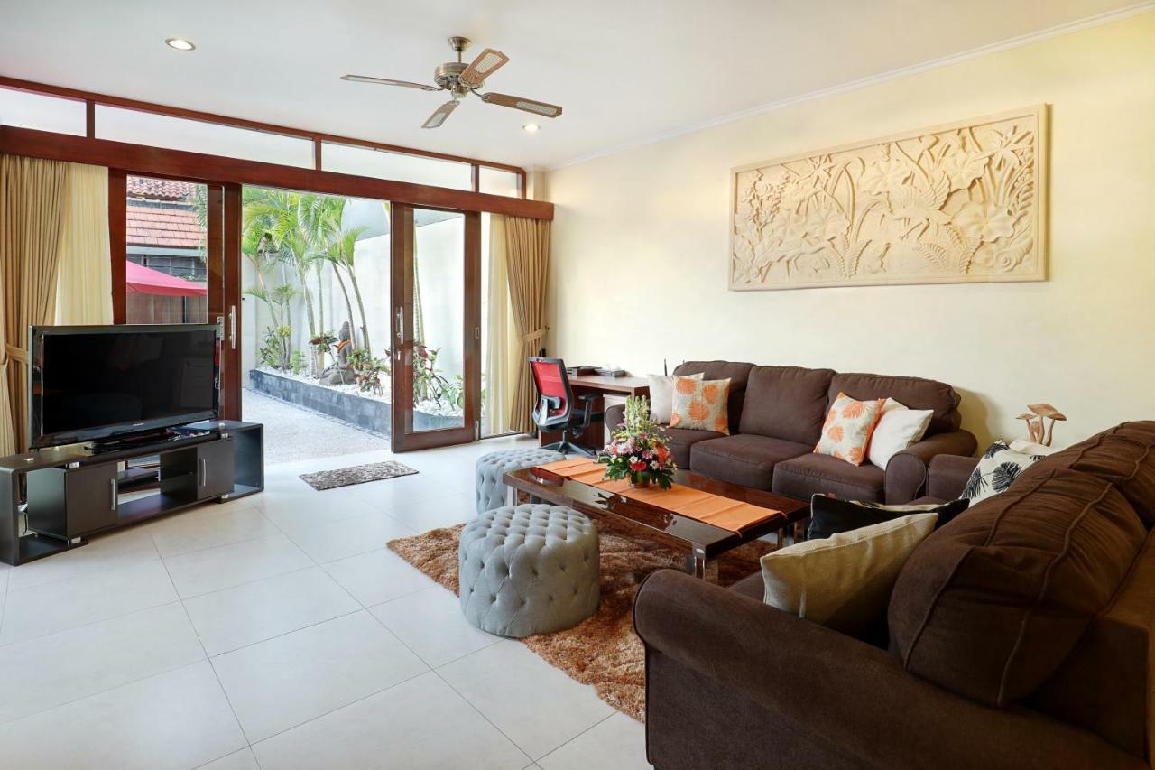 Villa Nova Legian Eksteriør bilde